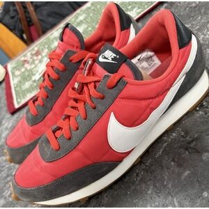 Nike Womens Daybreak Red Shoes Sneakers CK2351-002 Sz 9.5